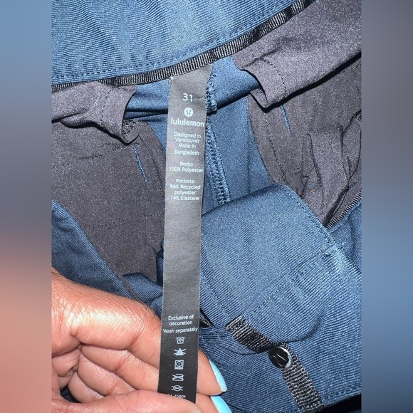 Lululemon ABC Classic Fit Trousers 30L Wrapstreme size 31- True Navy - Picture 10 of 14